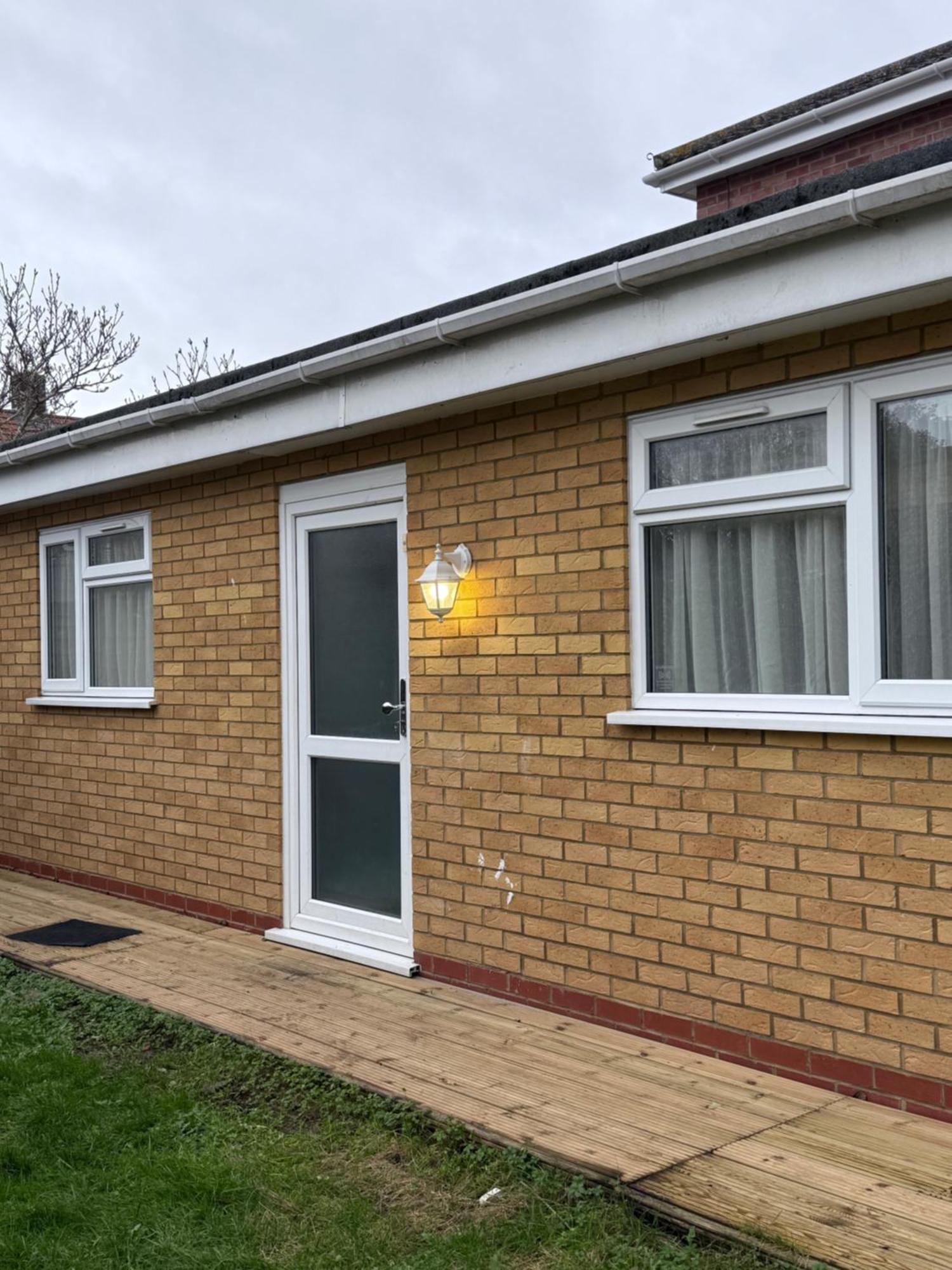 Cosy Guest Suite, West London Hounslow Exterior photo